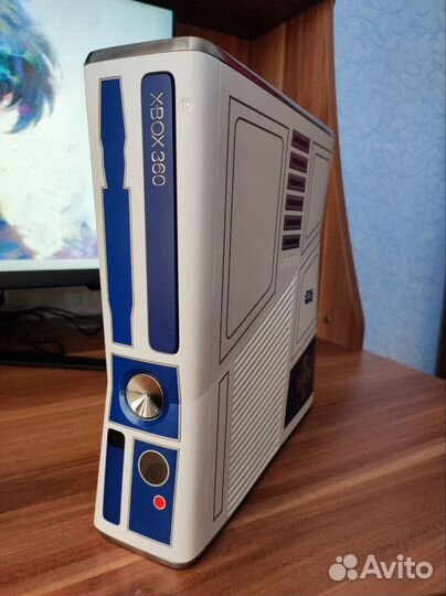 Xbox 360 Slim Star Wars Edition 320 gb Freeboot