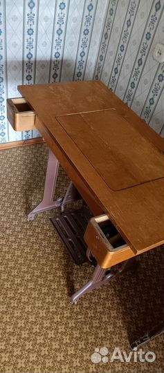 Швейная машина ножная железная станина