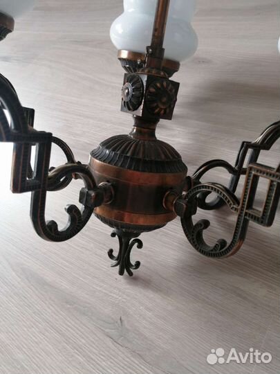 Люстра потолочная бу