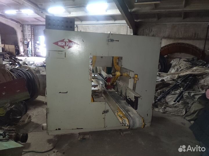 Двухпильный делительный ленточный станок HP-68