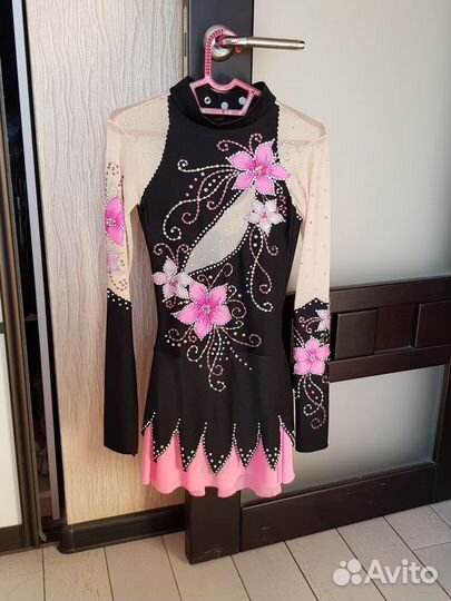 Платье для фигурного катания