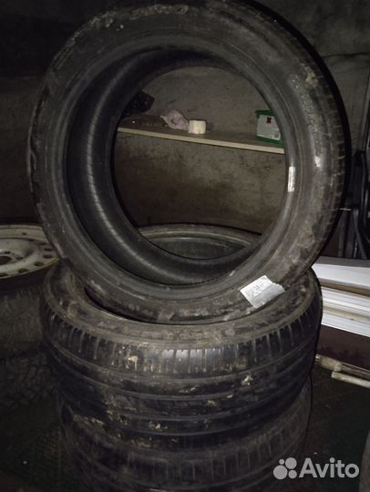 Accelera 651 2.25/4.5 R4