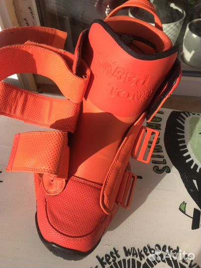 Крепления для вейкборда slingshot