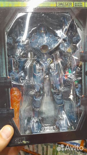 Фигурки из игр и фильмов(новые)