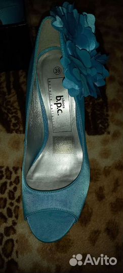 Женские туфли