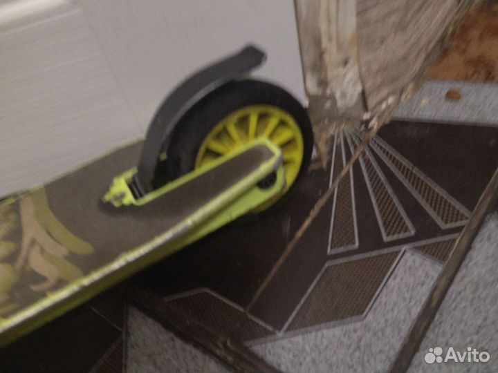 Трюковой самокат Rush Action