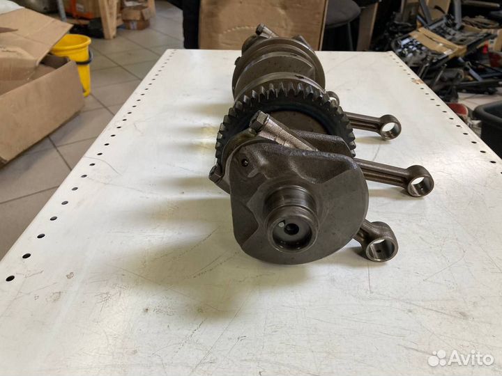 Коленвал в сборе с шатунами Suzuki GSF 1200 bandit