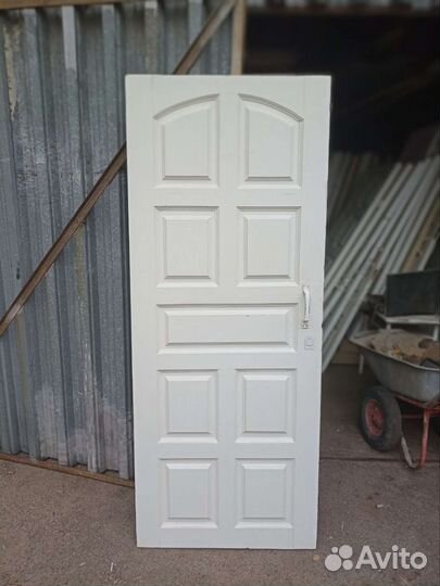 Дверь