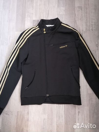 Спортивный костюм adidas