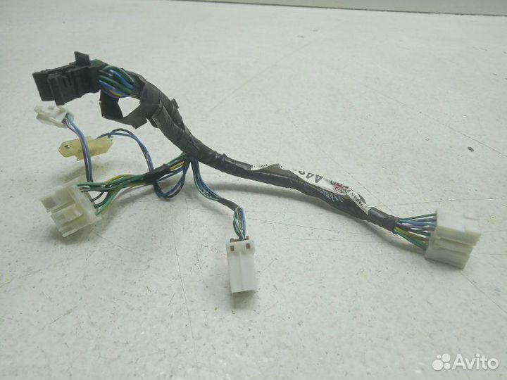 Проводка салона Mitsubishi Pajero 4 2006-2018