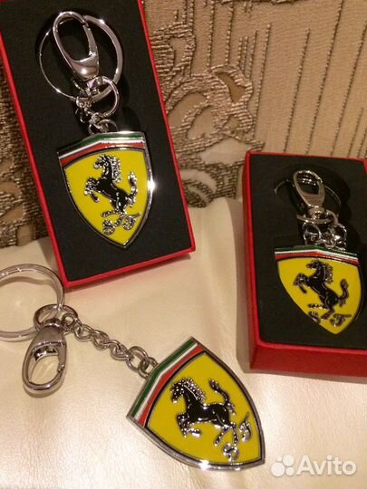 Брелок-ключница & зажигалка #Ferrari red