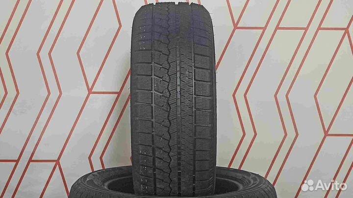 Sailun Ice Blazer Arctic 215/55 R16 97H
