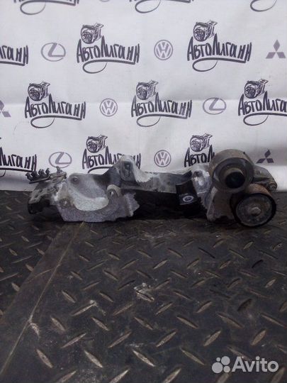 Кронштейн генератора Nissan X-Trail M9R 2013