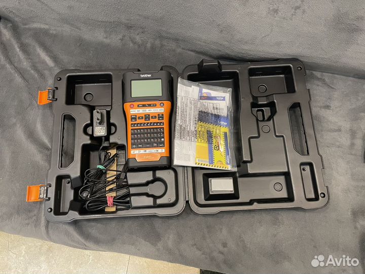 Принтер для наклеек Brother PT-E550 рст