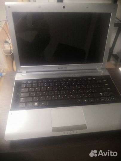 Samsung RV415