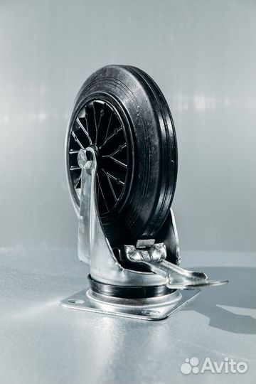 Поворотная колесная опора