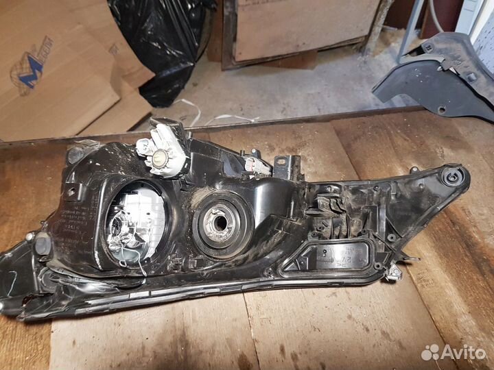 Фара на раф 4