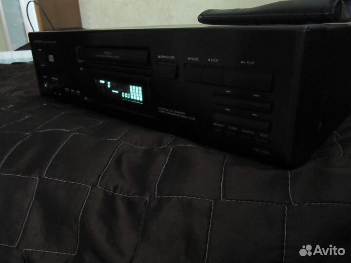 Cd плеер Onkyo Dx 7031