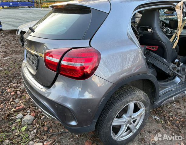Mercedes GLA W156 Четверть крыло заднее