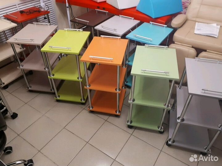 Столик для косметолога