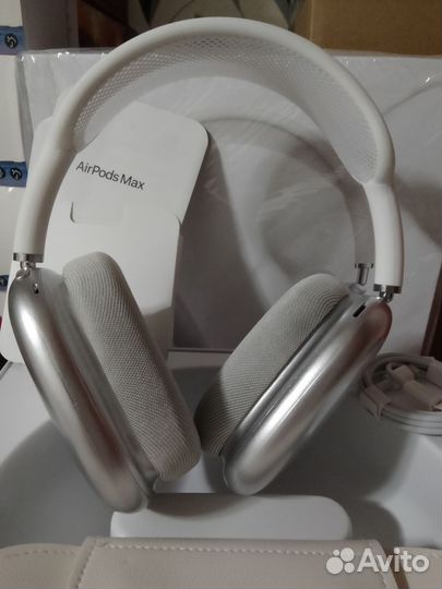 Наушники apple airpods max белый