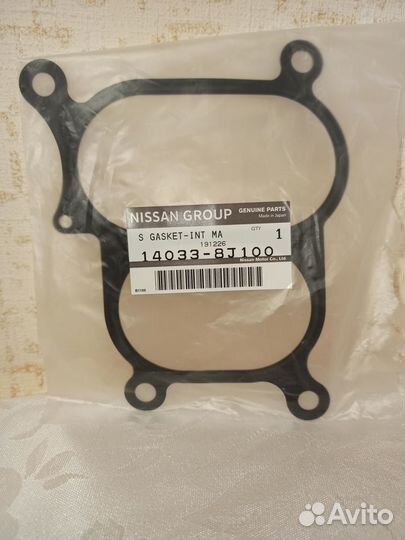 Прокладка Nissan 14033-8J100