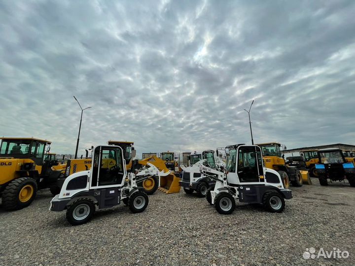 Фронтальный погрузчик Bull SL100, 2023