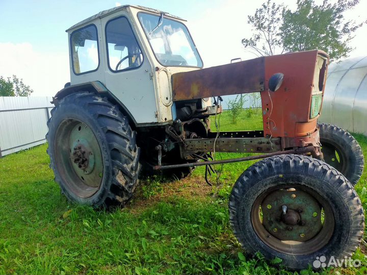 Трактор на запчасти