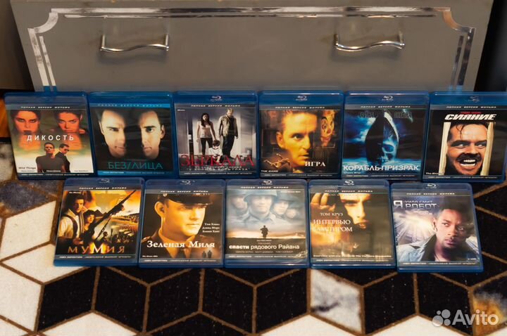 LG BP420K Плеер Blu-ray 3D с караоке