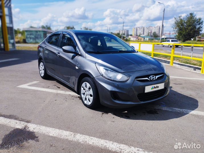 Hyundai Solaris 1.4 МТ, 2012, 218 000 км