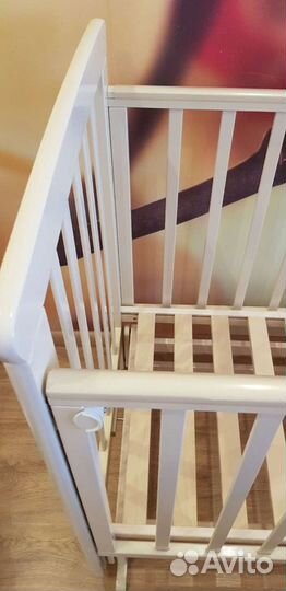 Кроватка-маятник