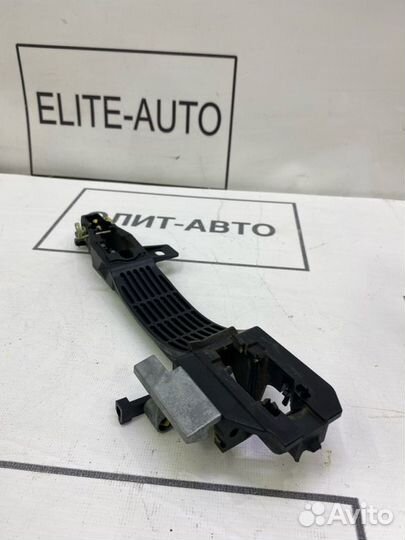 Ручка двери ответная часть передняя правая Mazda 6