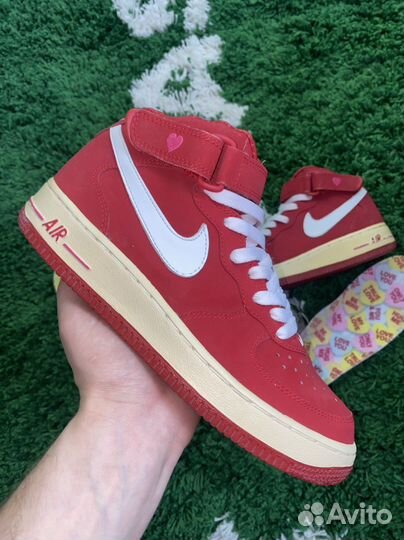 Nike Air Force 1 Mid Valentines Day Vintage 2004