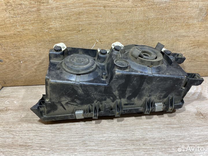 Фара передняя правая Honda Accord 2 142382