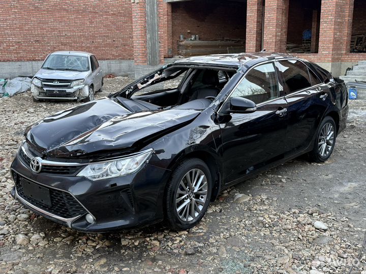 Toyota Camry 2.5 AT, 2017, битый, 126 000 км