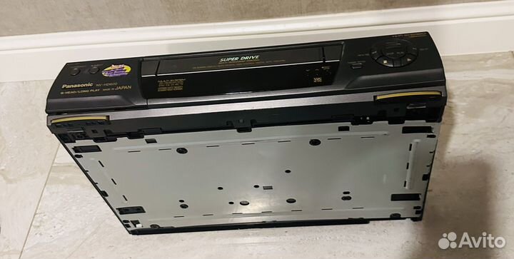 Видеомагнитофон Panasonic NV-HD 620