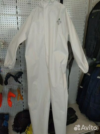 Комбинезон защитный