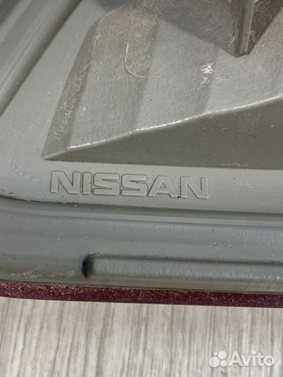 Фонарь задний Nissan almera G15 Лев