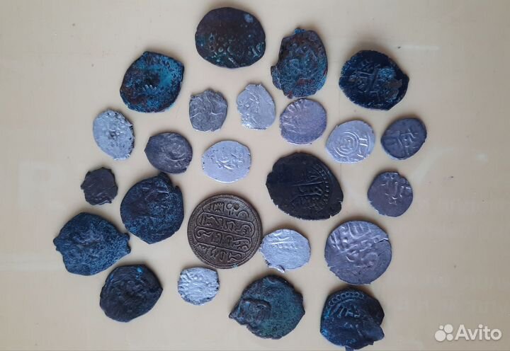 24 Монеты Крымского ханства и Золотой Орды