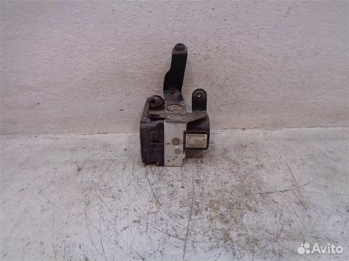 Блок ABS (насос) Ford Focus III 2011