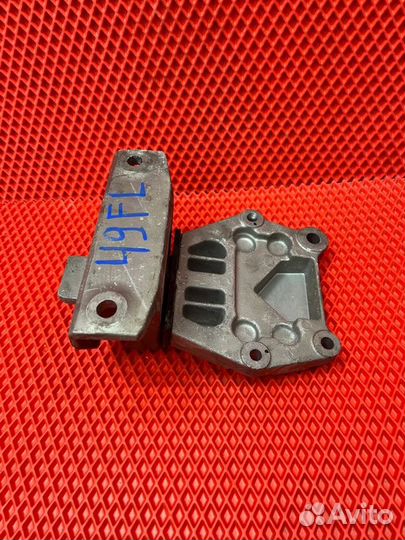 Подушка двигателя передняя левая Nissan Note HE12