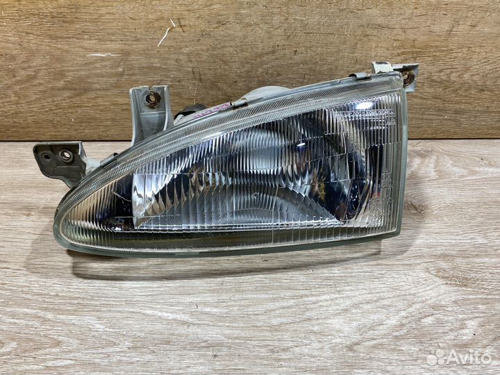 Фара передняя левая Hyundai Accent 1 142373