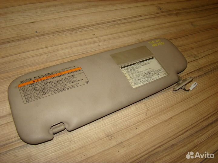 Правый козырек солнцезащитный беж Toyota land crui
