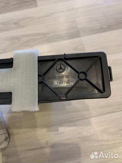 Фильтр салонный угольный Mersedes A2128300318