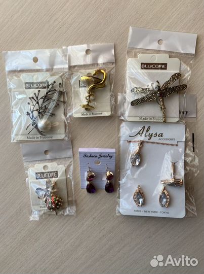 Брошки и серьги