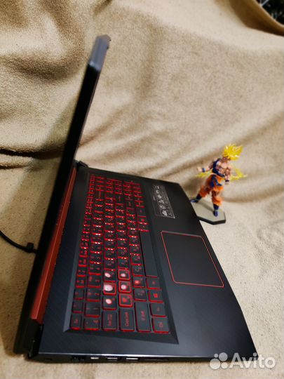 Игровой 15.6/i5/12Gb/ssd/1Tb/gтх 1050