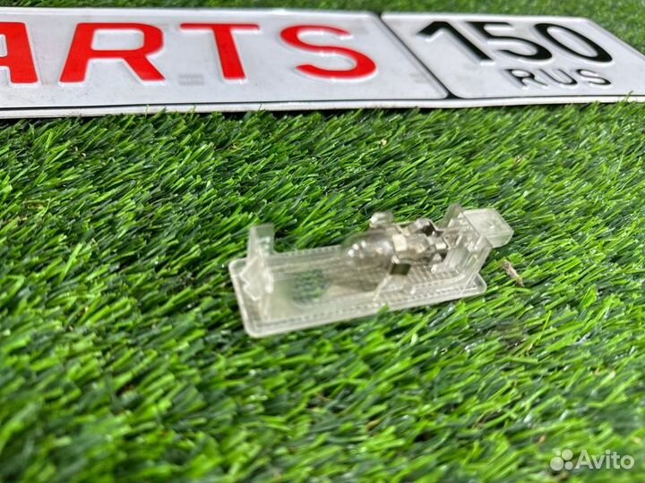 Плафон подсветки салона Bmw 7 E66 N62B48 2005