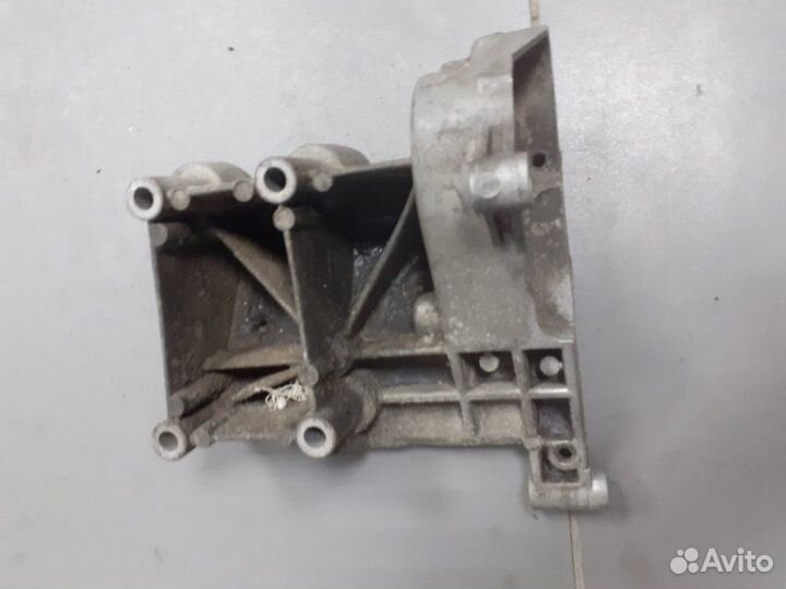 Кронштейн компрессора кондиционера Bmw 3- Series