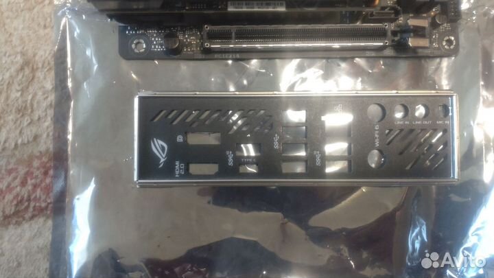 Asus rog strix x570-i gaming