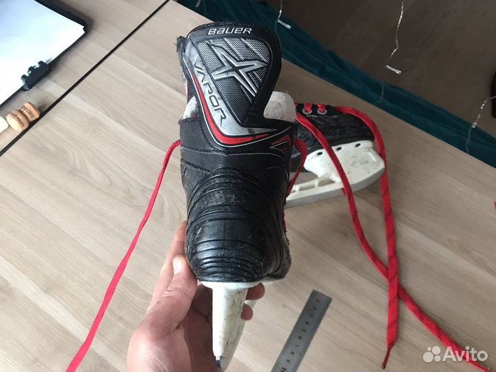 Коньки хоккейные Bauer Vapor X300 35размер